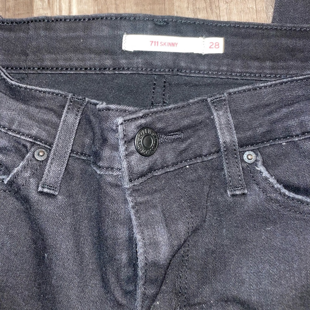 Levi’s Black Skinny Jeans - Picture 4 of 4